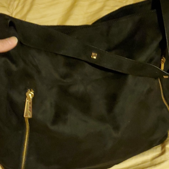 Gorgeous NWOT Express Suede like bag - Picture 4 of 4